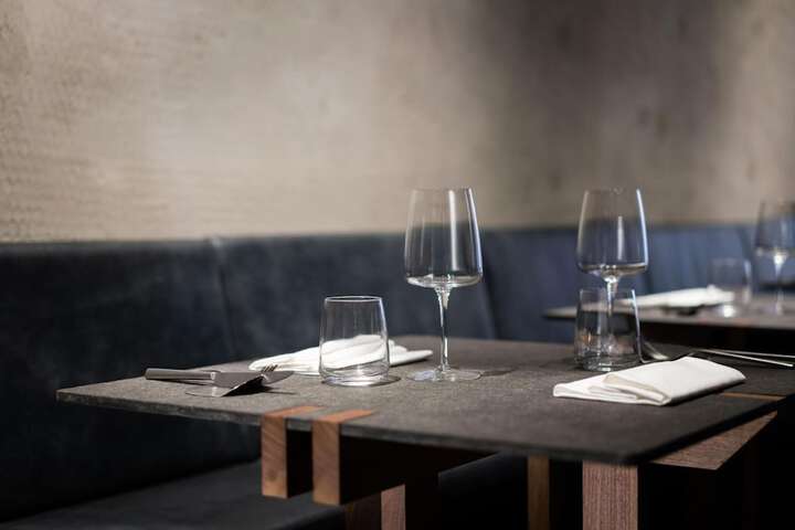 Dining 55 of 68