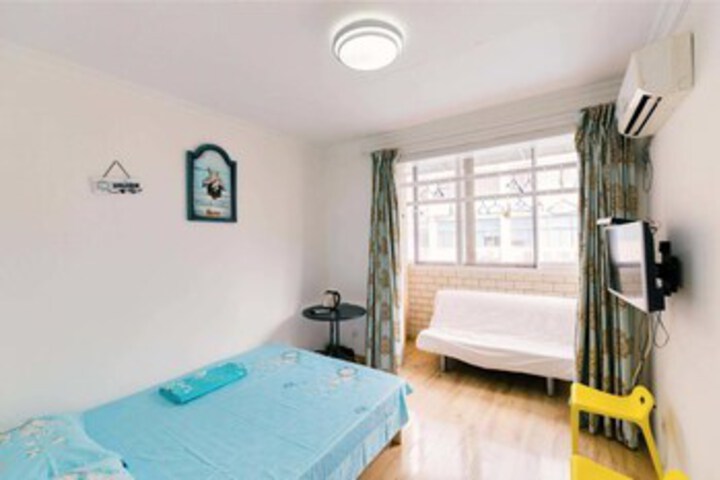 Room 7 of 19