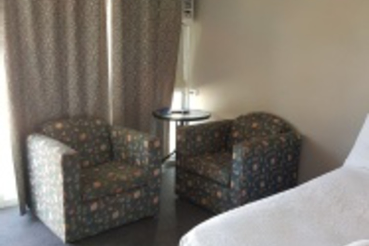 Room 79 of 108