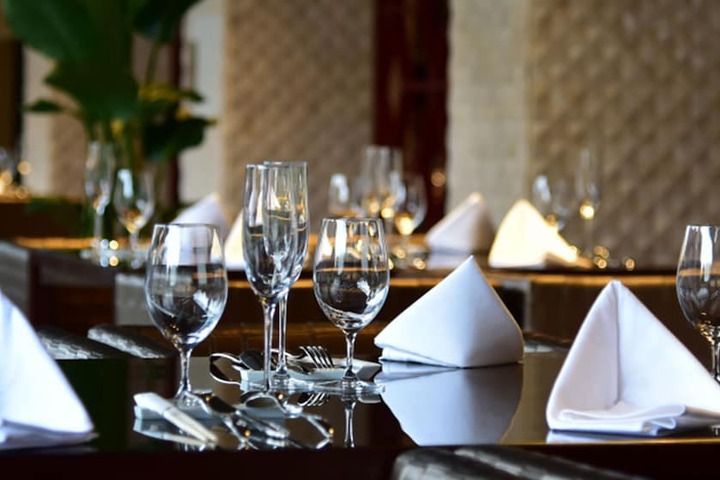 Dining 104 of 160