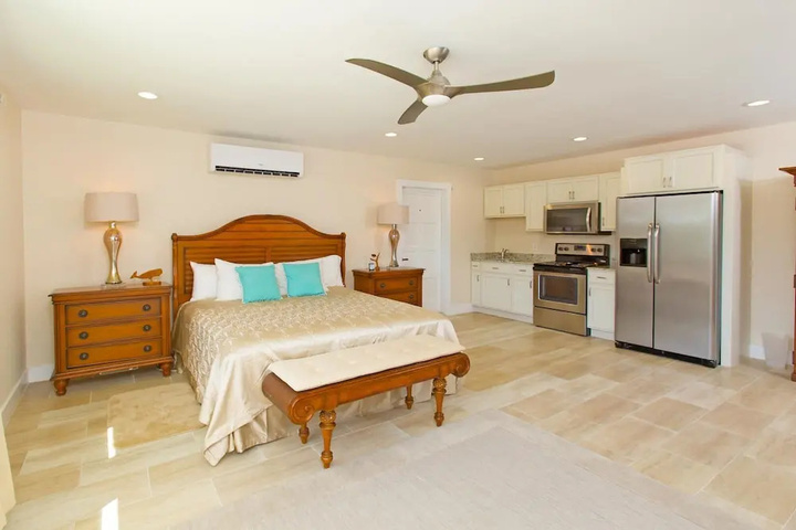 Room 2 of 23