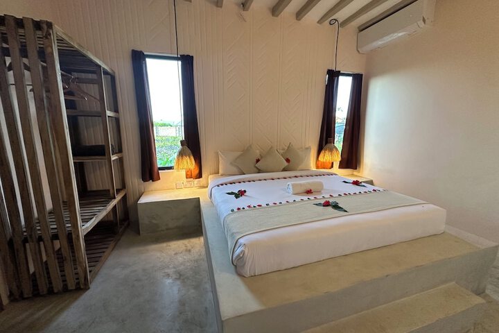 Room 16 of 101