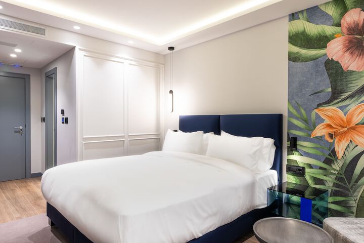 Room 21 of 69