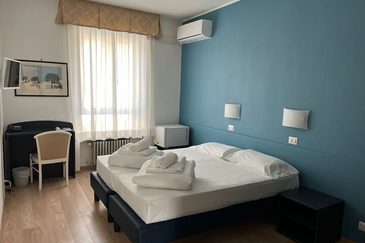 Room 15 of 41