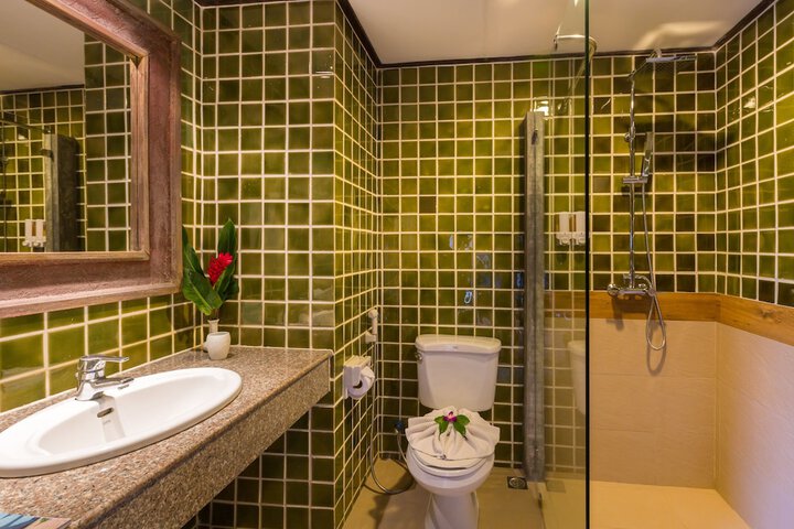 Room 28 of 111