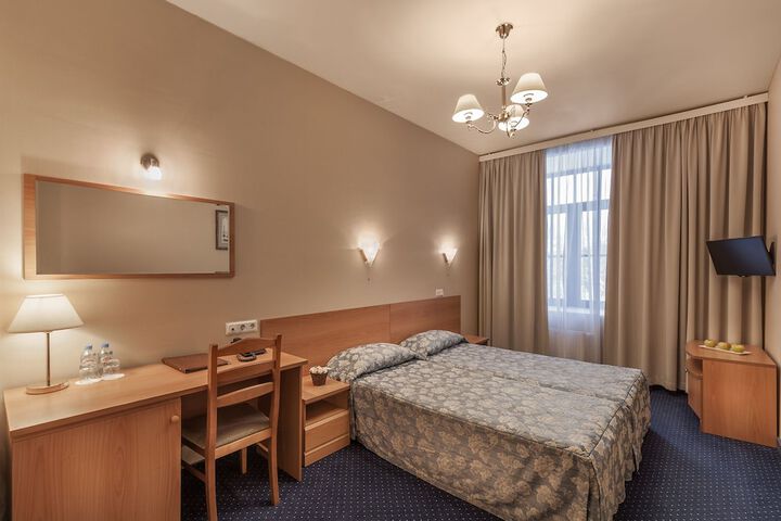Room 4 of 46