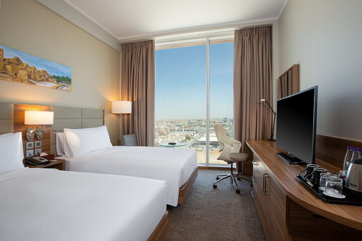 Room 10 of 45