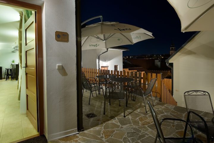 Terrace/Patio 37 of 43