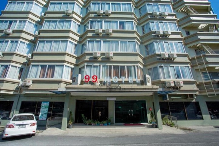 99 Hotel