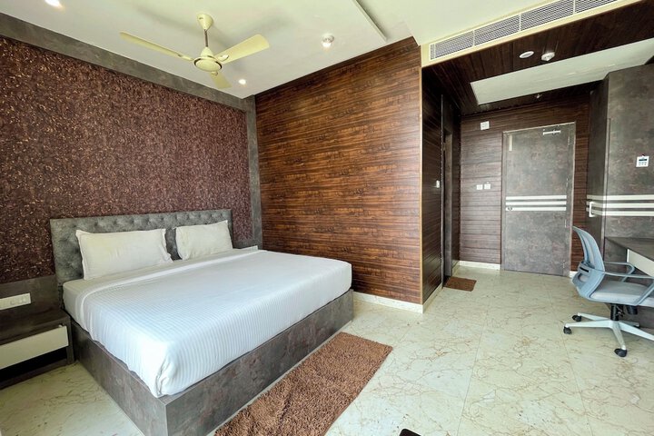 Room 39 of 100