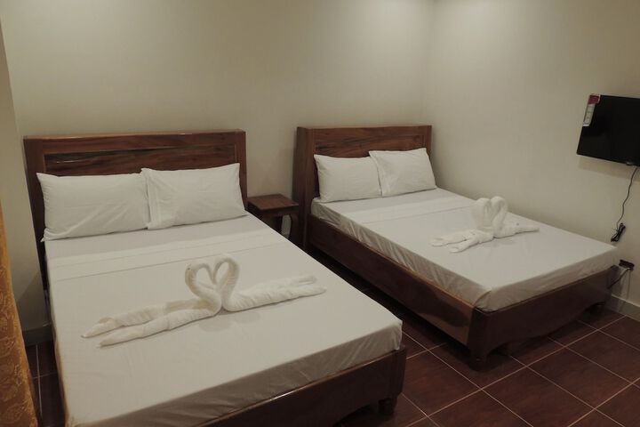 Room 6 of 26