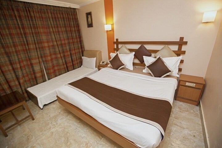 Room 7 of 15