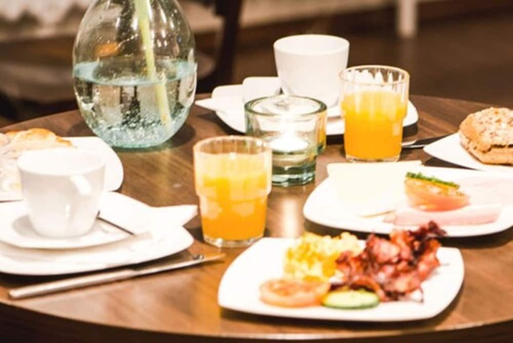 Breakfast/Coffee Service 30 of 35