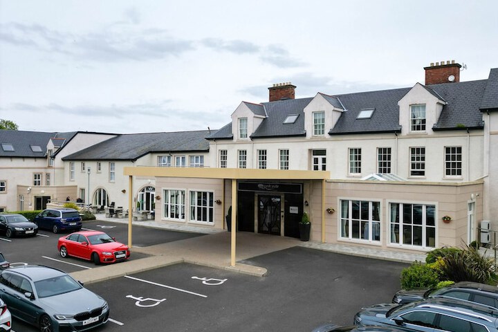 Hotel 3 of 49