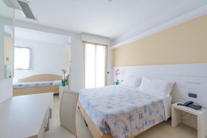 Hotel Sans Souci