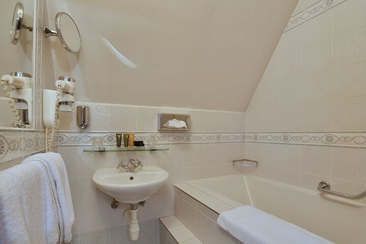 Bath Interior