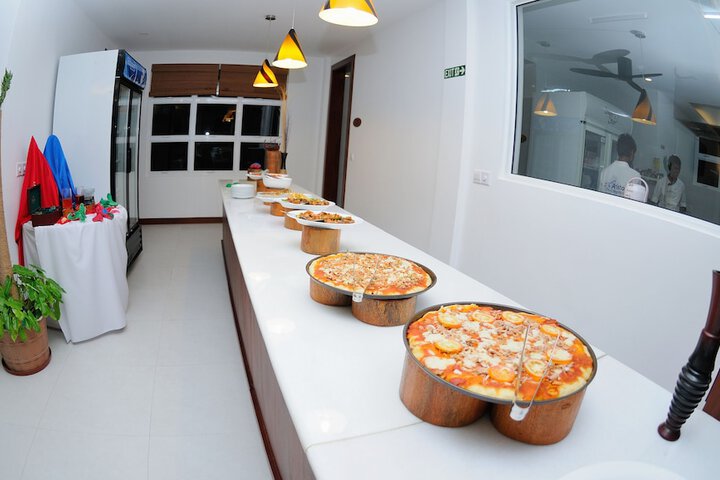 Dining 11 of 15
