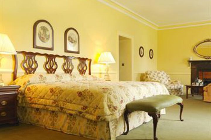 Room 19 of 68