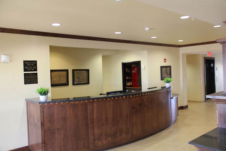 Hotel Interior 4 of 29