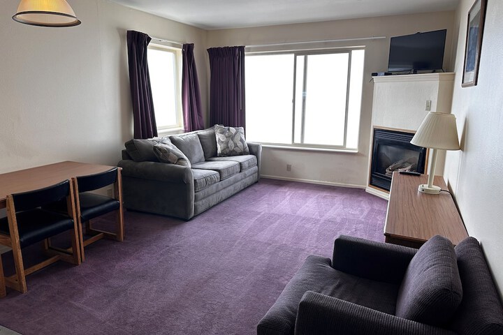 Room 96 of 165