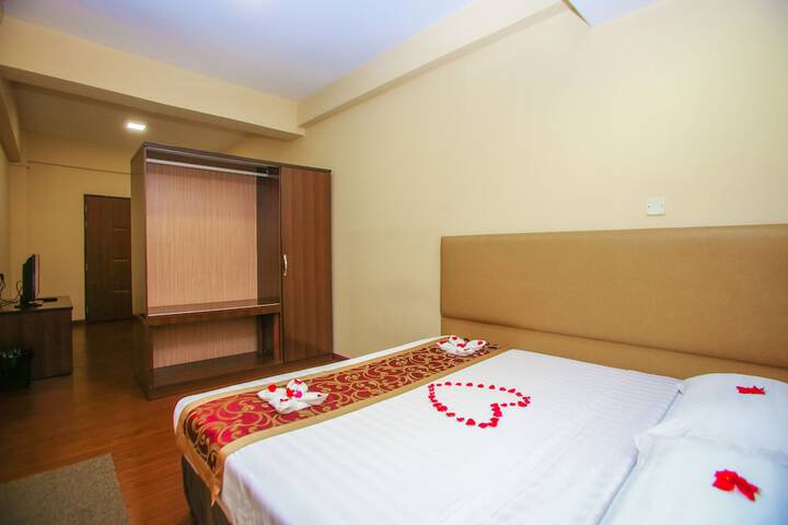 Room 22 of 40