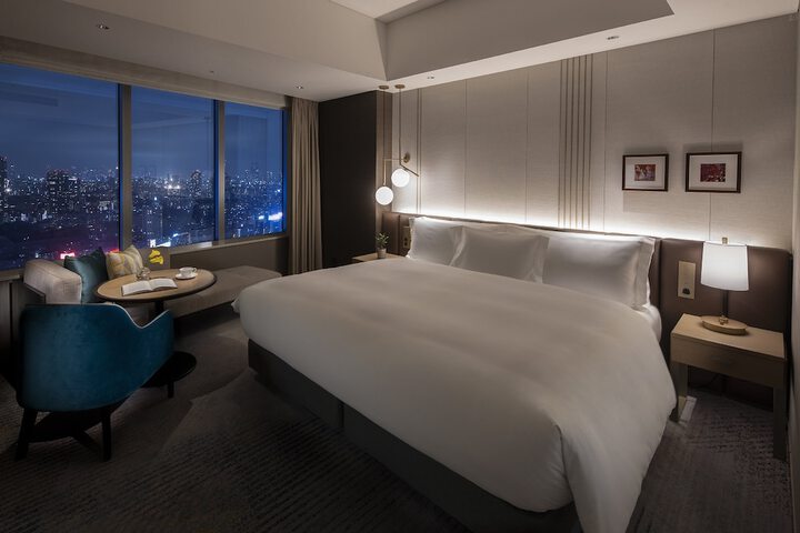 Room 20 of 196