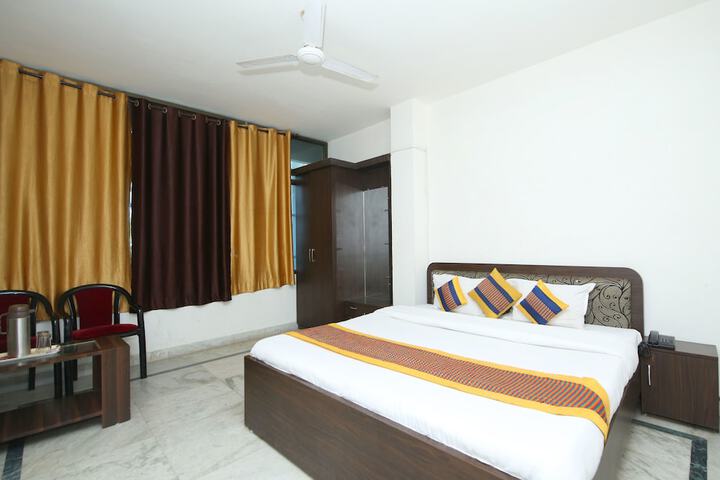 Room 15 of 24