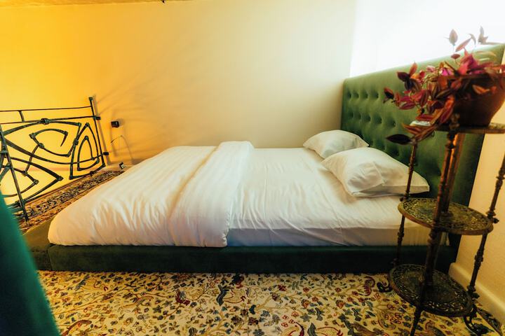 Room 41 of 75