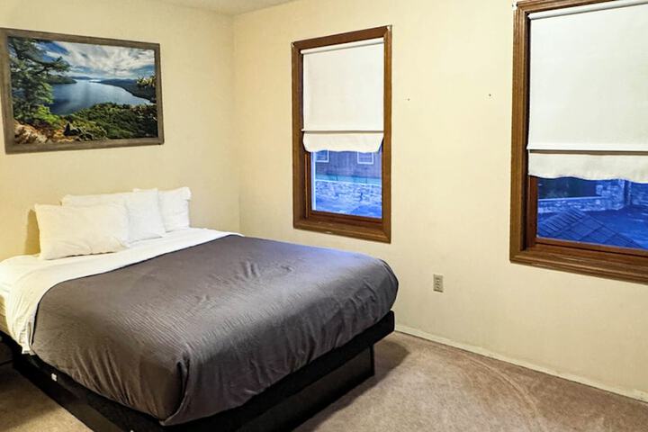 Room 3 of 23