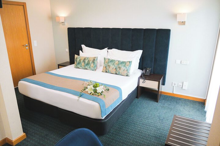 Room 42 of 121