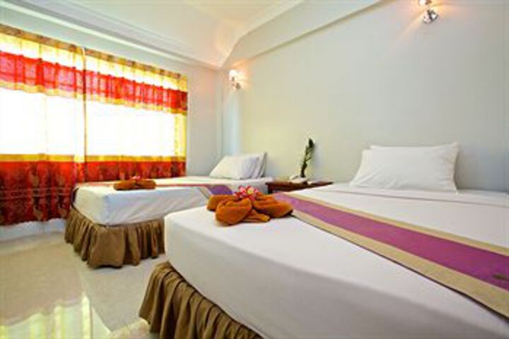 Room 20 of 38