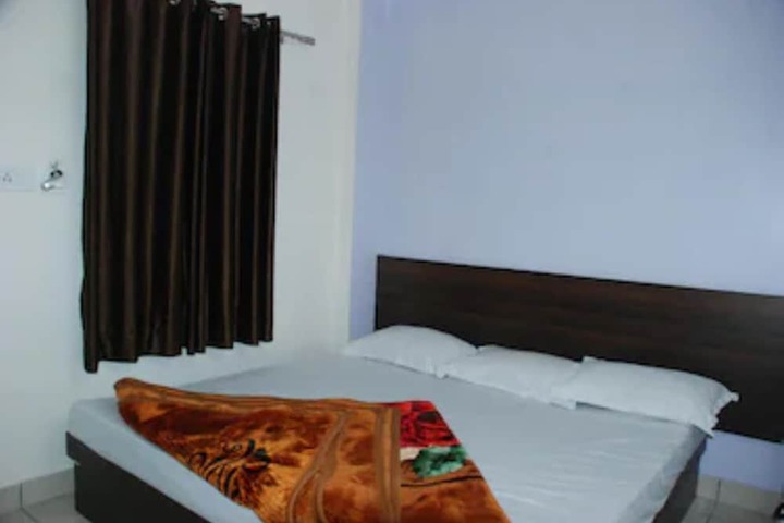 Room 15 of 23