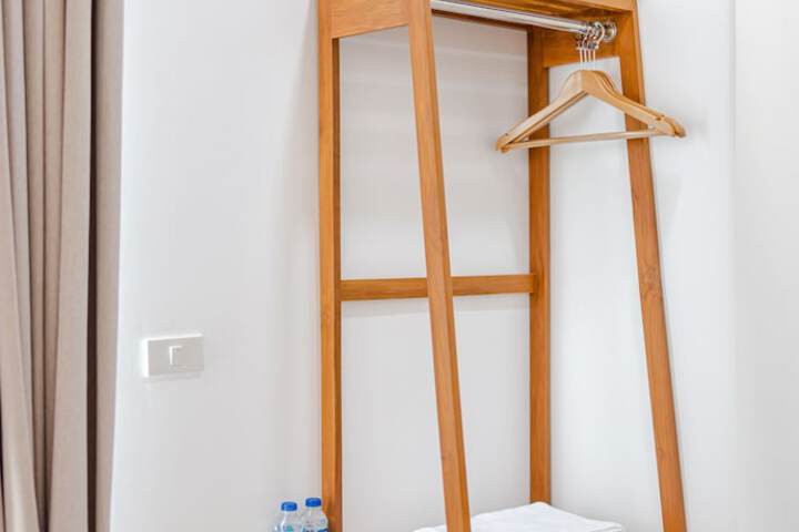 Room 12 of 72