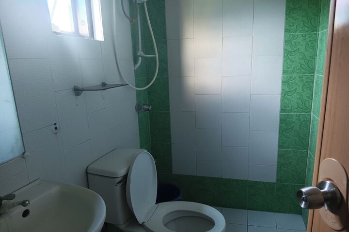 Room 16 of 23