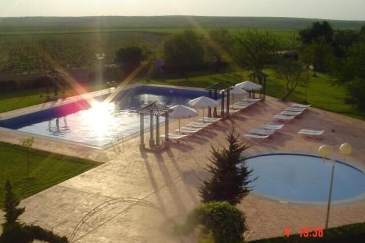 Pool 23 of 39