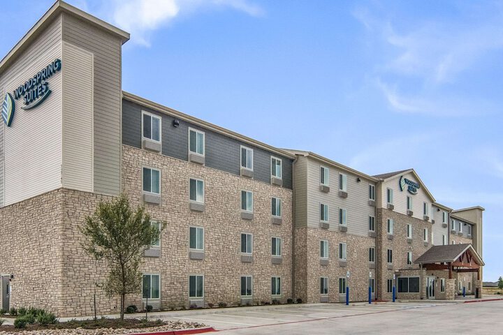 Image of WoodSpring Suites North Ft. Worth Alliance TX Speedway
