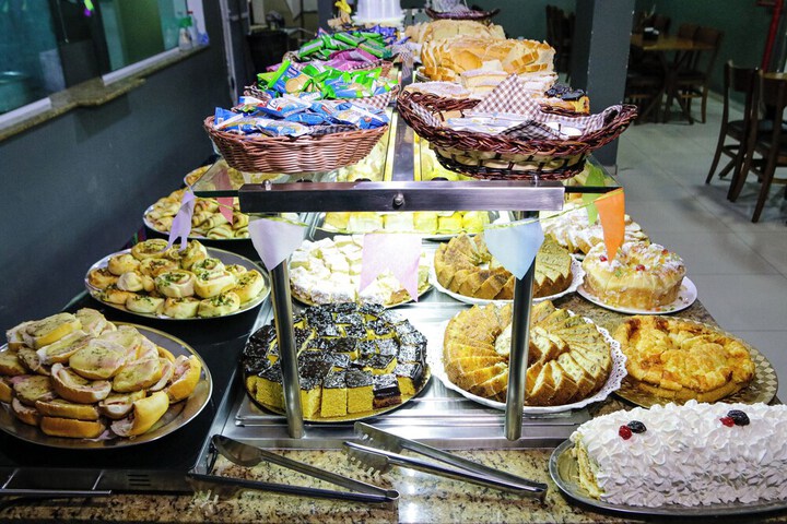 Dining 15 of 63