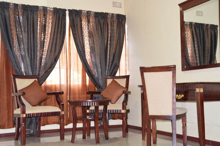 Room 7 of 71