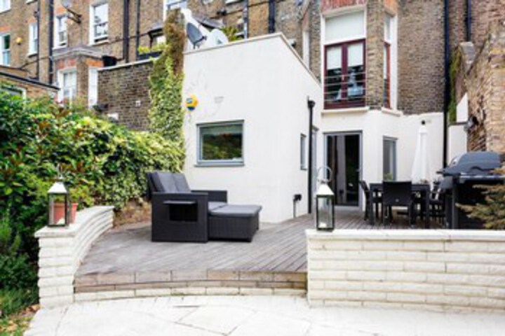Terrace/Patio 15 of 18
