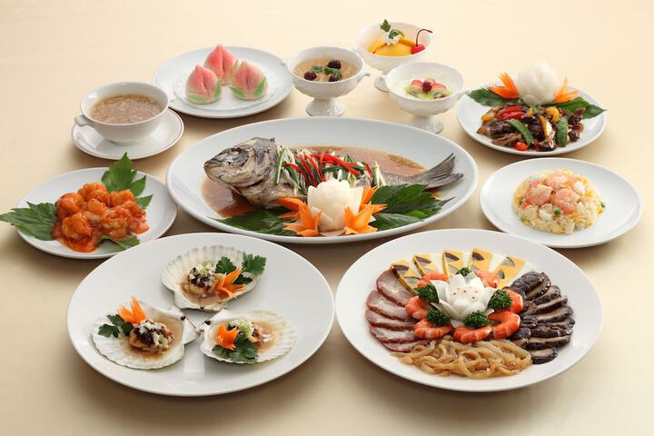 Dining 37 of 73
