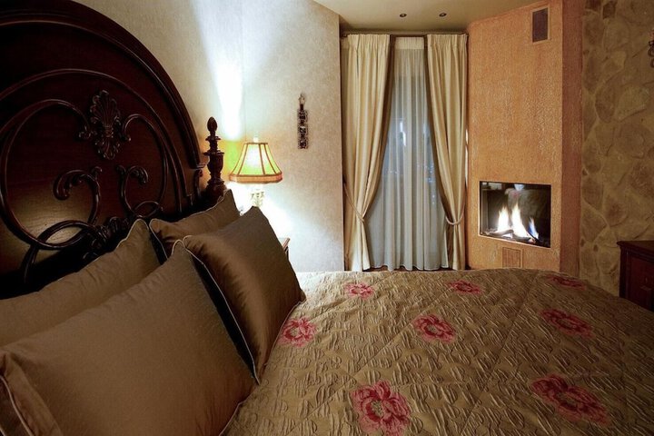 Room 18 of 46