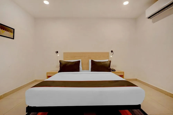 Room 3 of 18