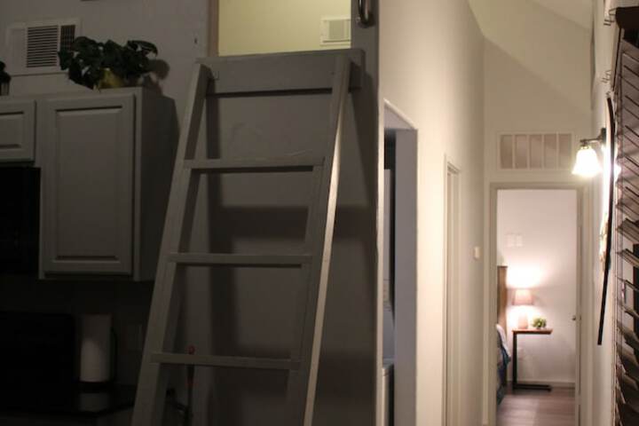 Room 15 of 53