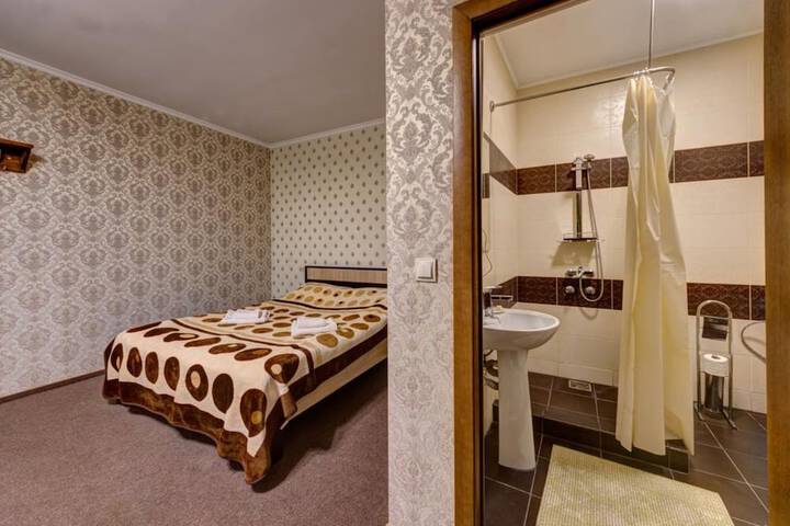 Room 31 of 48