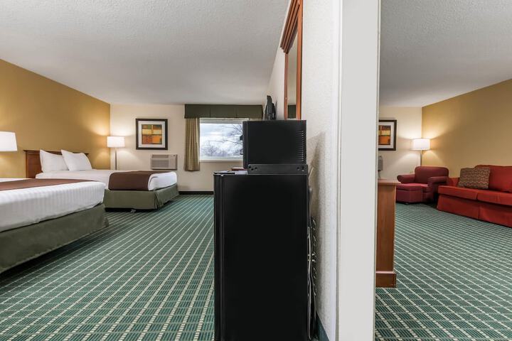 Room 16 of 34