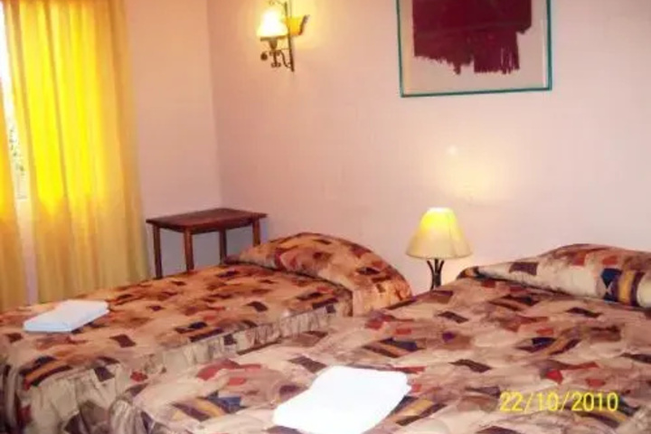 Room 2 of 11