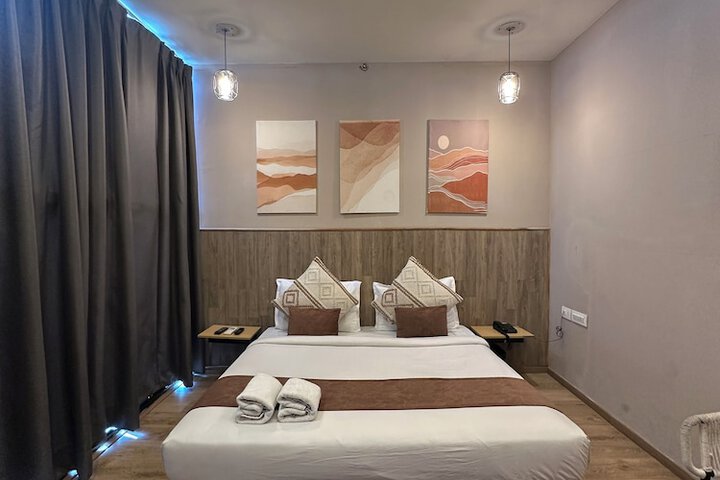 Room 10 of 47