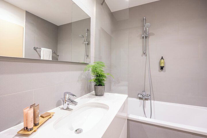 Clean Restrooms