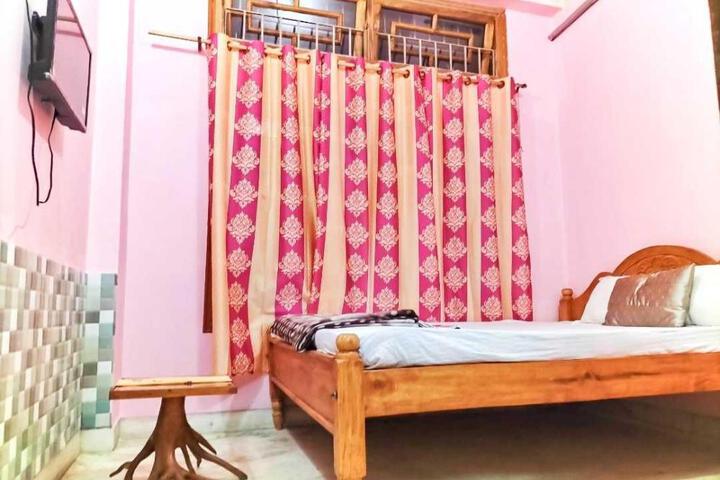 OYO Home Happy Stay Hotel