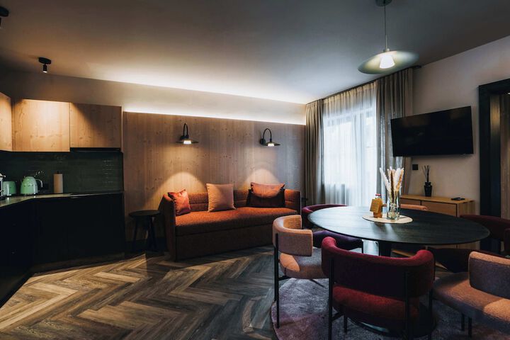 Room 282 of 505